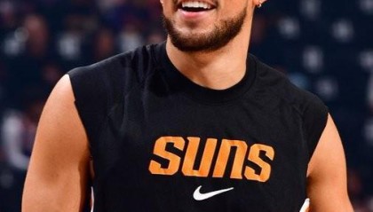 布克：我比很多全明星投票比我高的球员实力强；有些人有祖国球迷支持